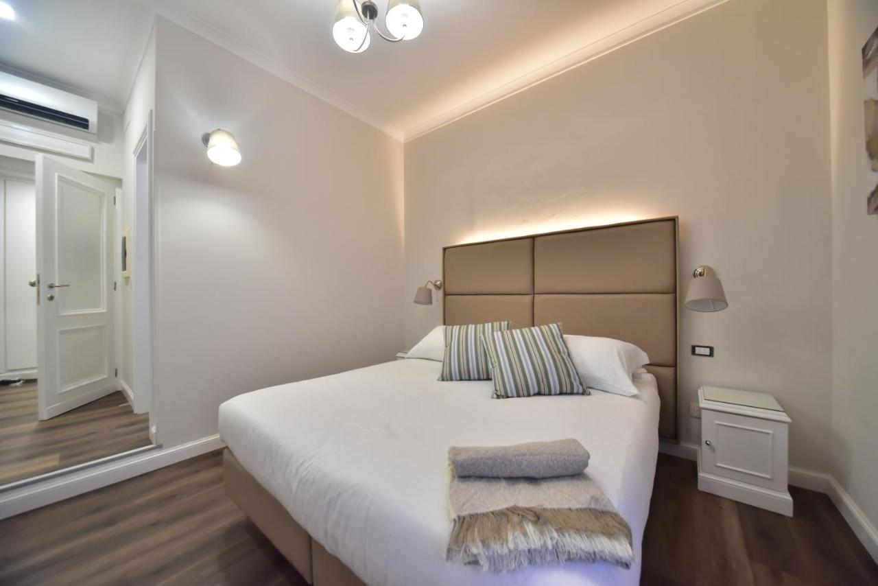 Sacconi Palace Suite Roma Buitenkant foto