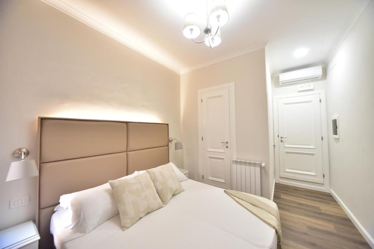 Sacconi Palace Suite Roma Buitenkant foto