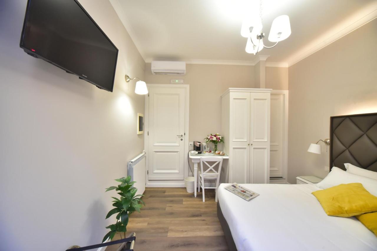 Sacconi Palace Suite Roma Buitenkant foto